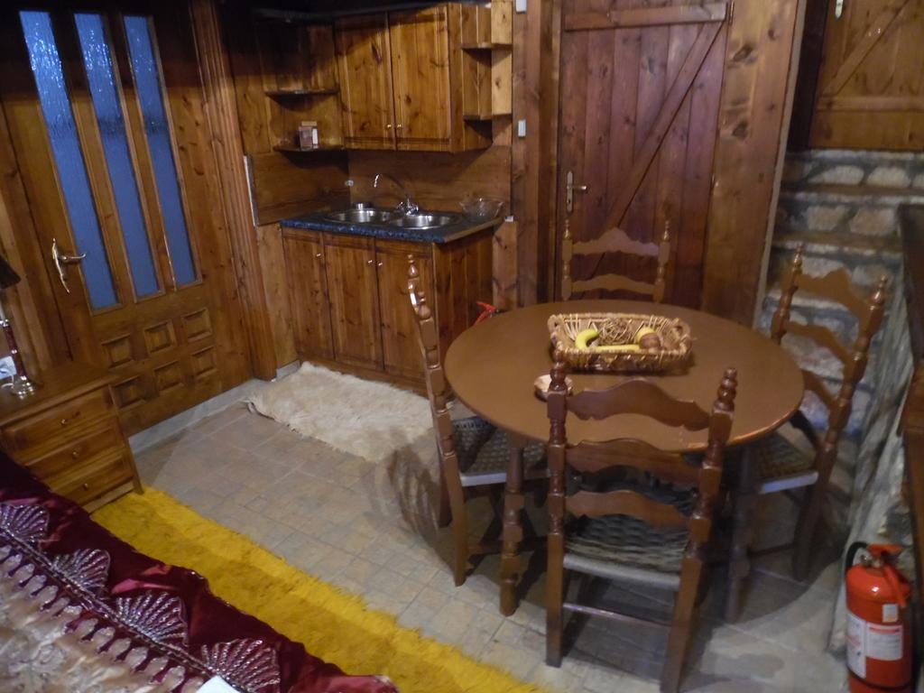 Elatos Rooms Mikrón Khoríon Ruang foto