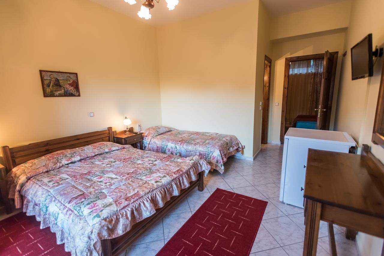 Elatos Rooms Mikrón Khoríon Bagian luar foto