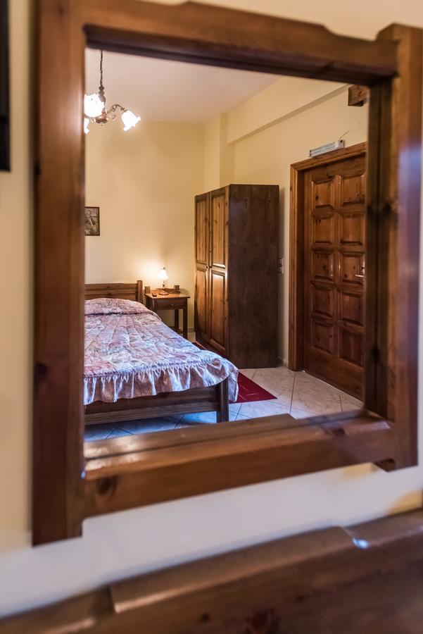 Elatos Rooms Mikrón Khoríon Bagian luar foto